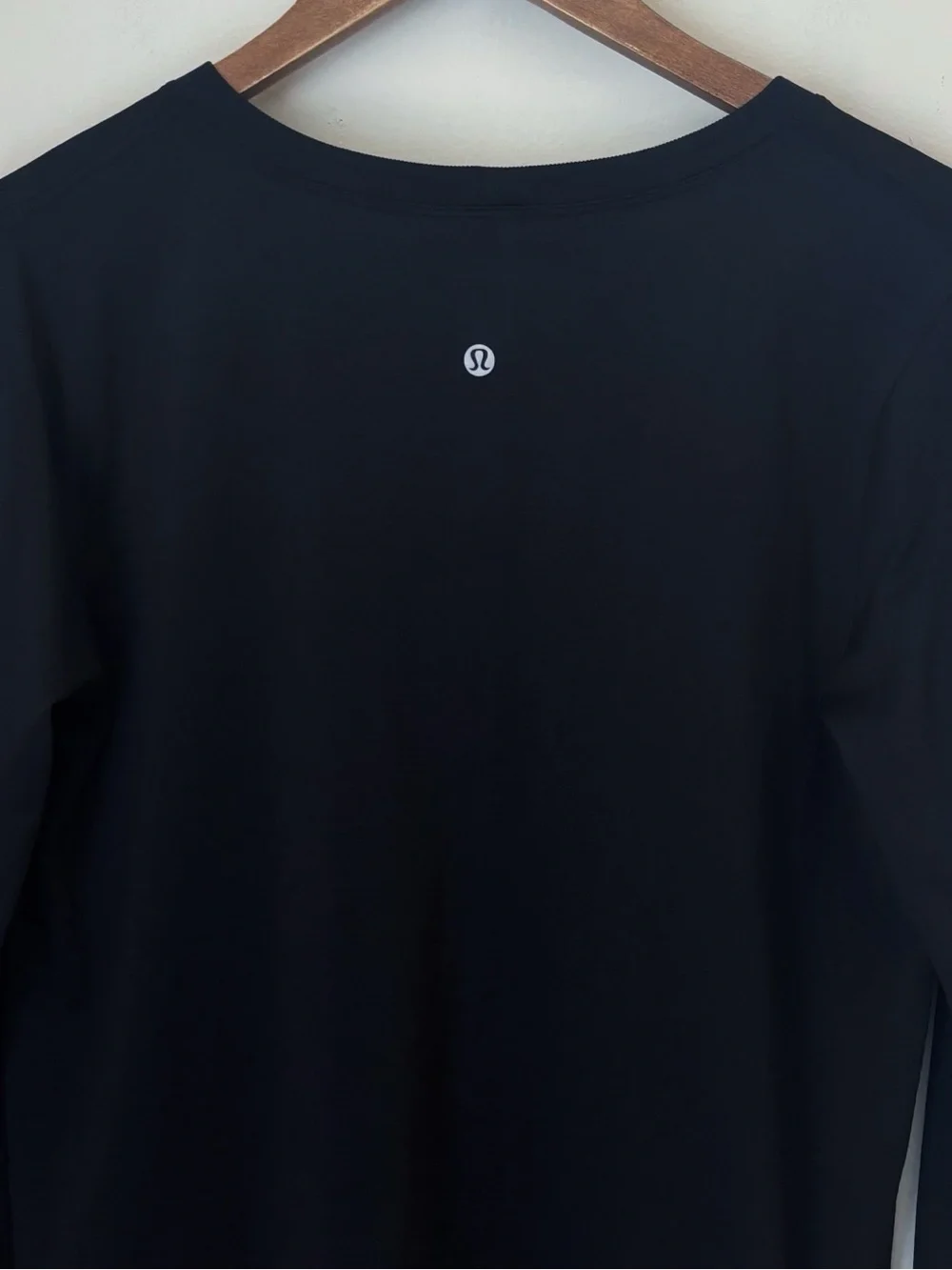 Lululemon Black Long Sleeve Swiftly Top Sz 10